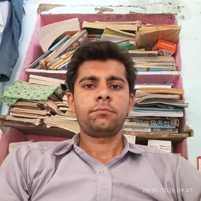 am biologist and botanist