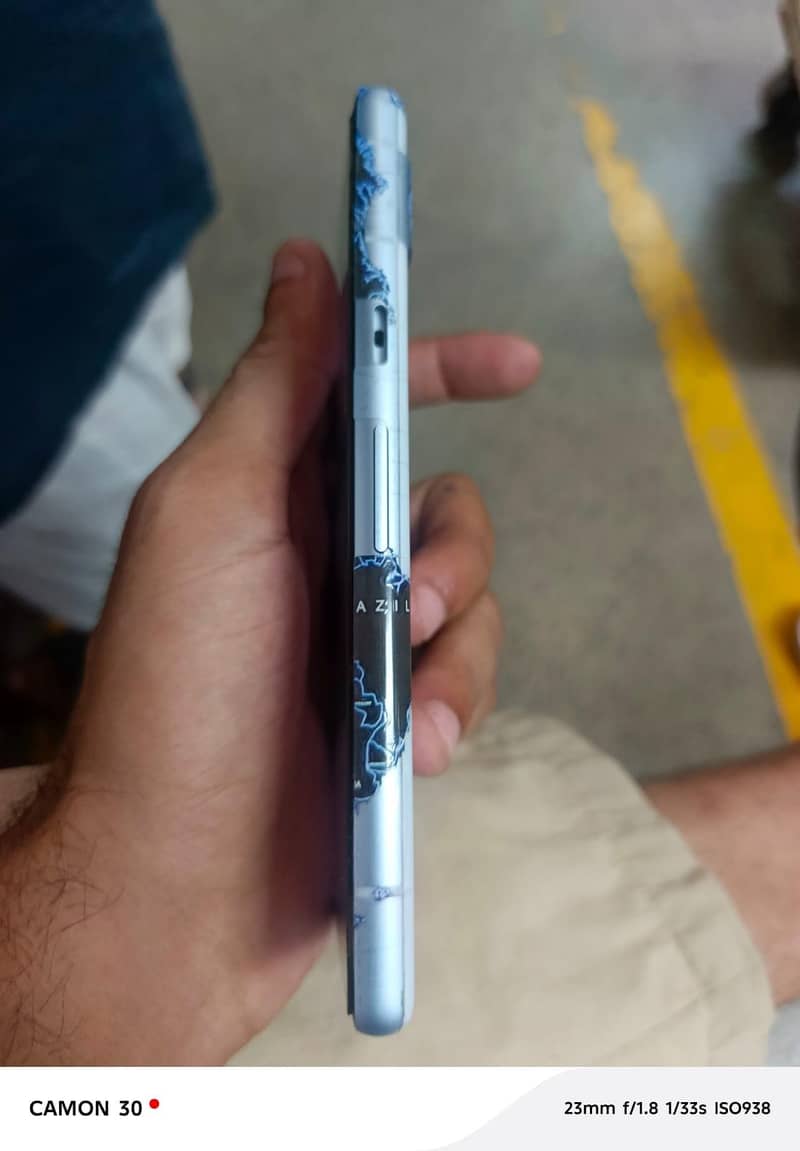 Google Pixel 7a 3
