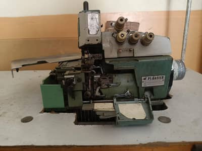 overlock machine L32