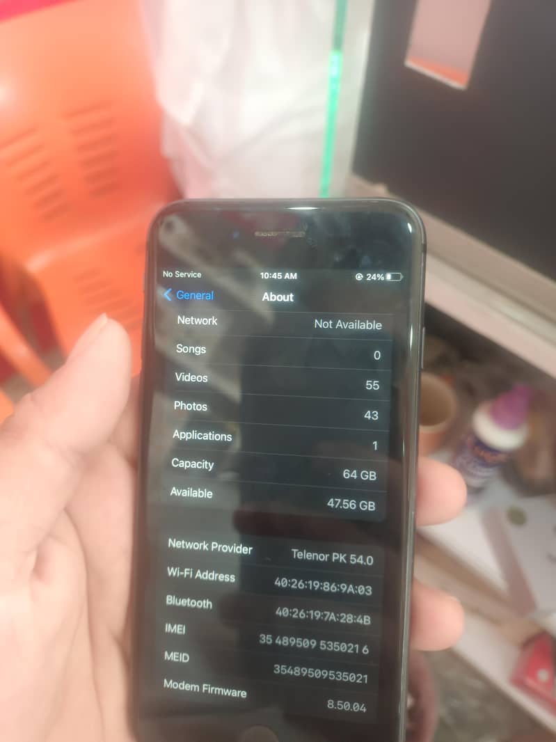 Apple iPhone 8 1