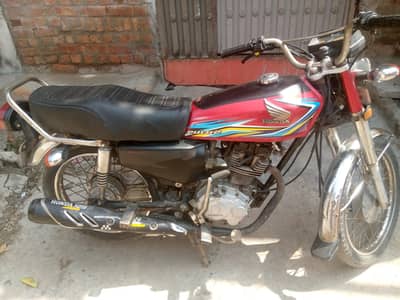 honda 125. . 17 B