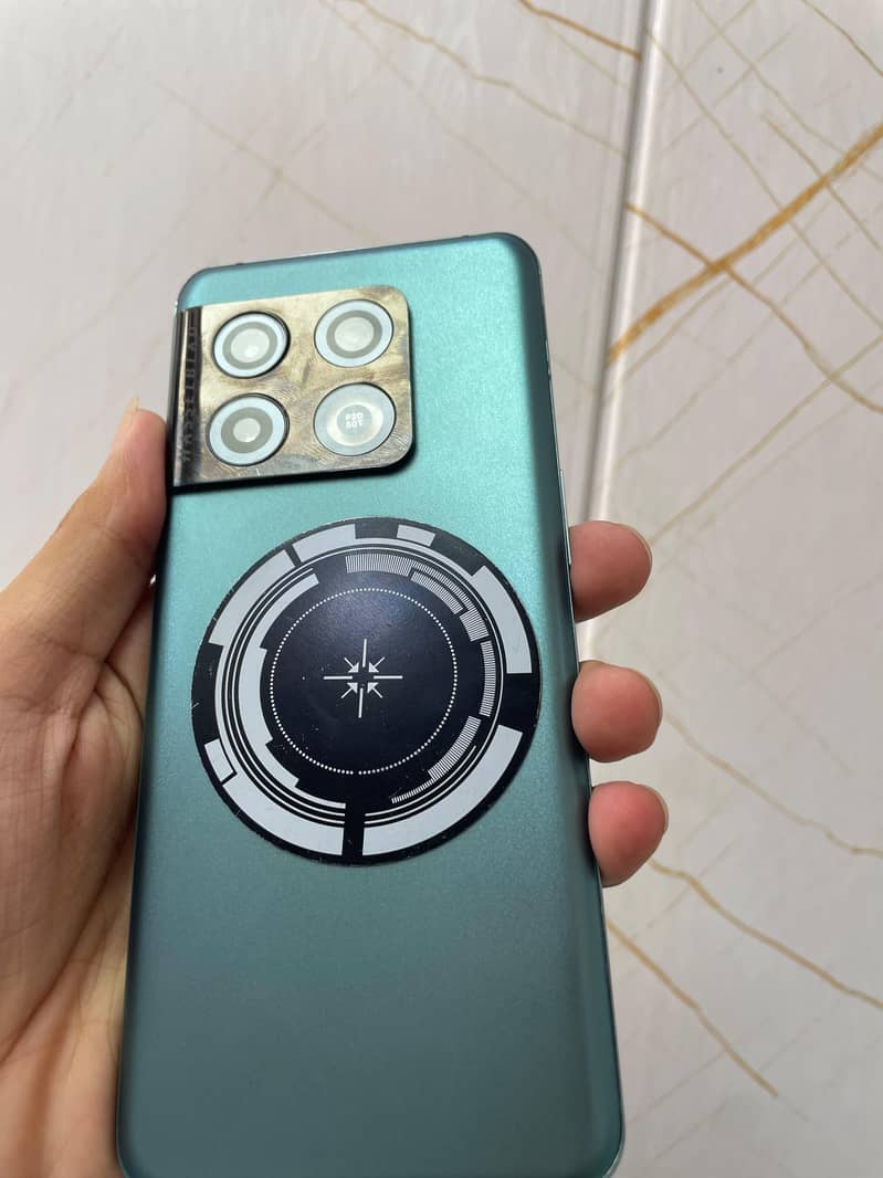 One Plus 10 Pro 3