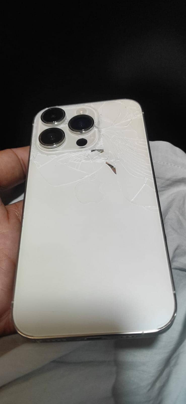 Apple iPhone 14 Pro 4