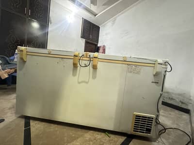 Deep freezer