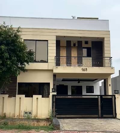 8 Marla Full House Avaliable For Sale Very Reasonable Price Near To Market Park Masjid In Bahria Enclave Islamabad.