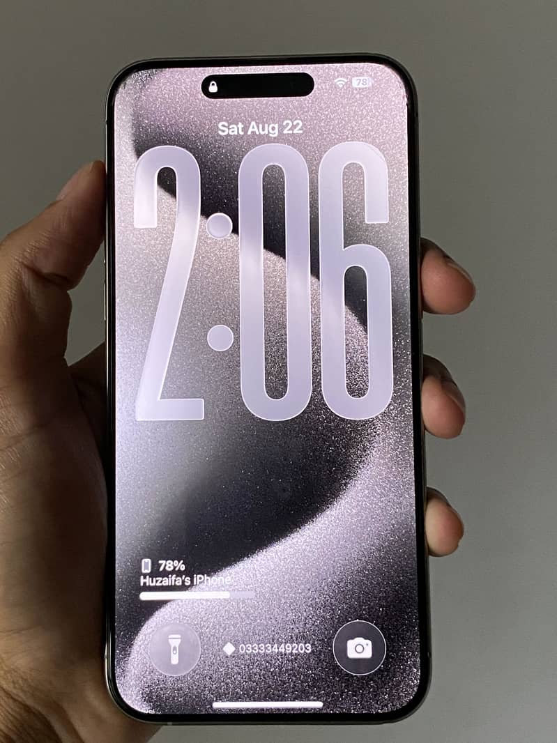 Apple iPhone 15 Pro Max 4