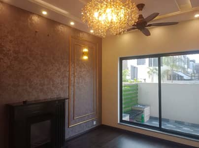 10 Marla House In Bahria Town Of Lahore Is Available For sale