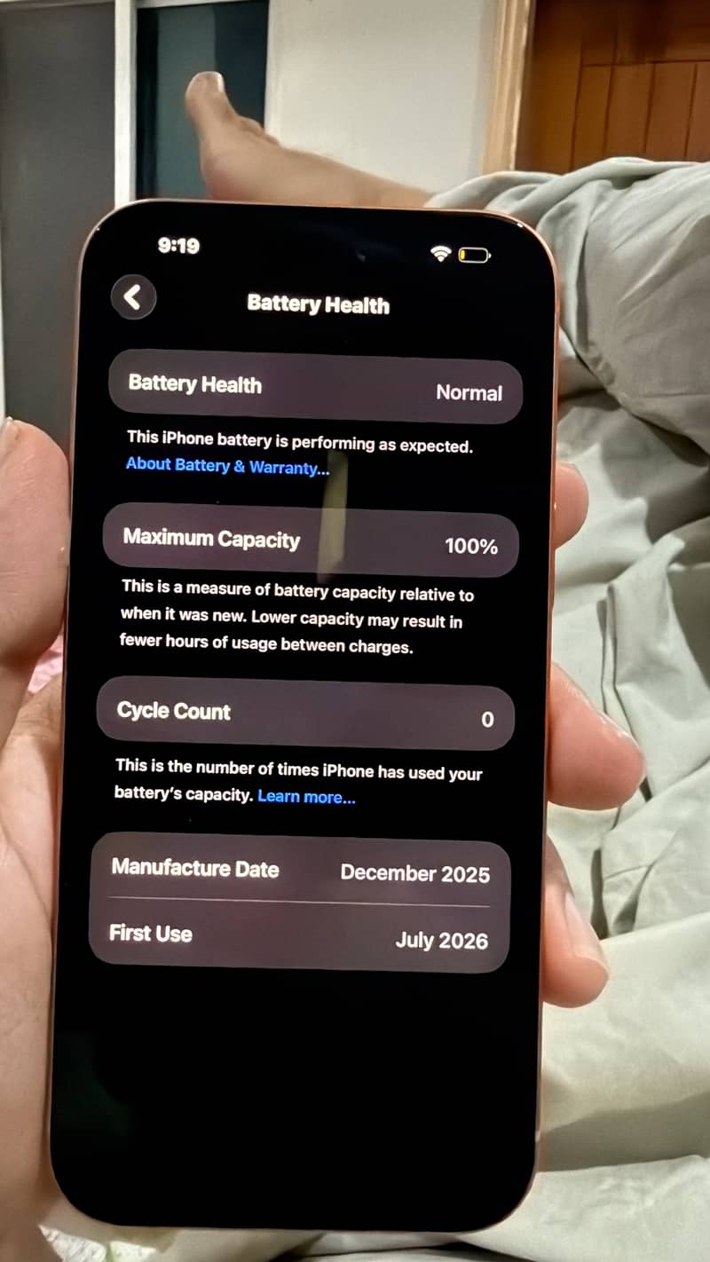 Apple iPhone 17 Pro Max 1
