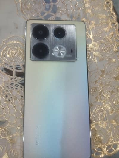 Infinix Note 40 | 8GB RAM / 256GB Storage