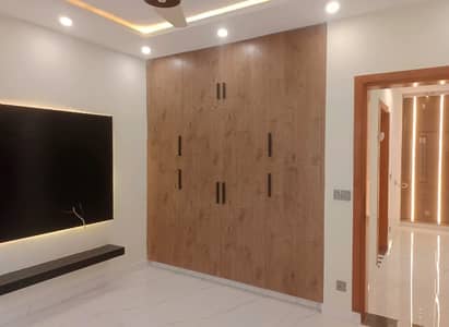 Ideal House For sale In Bahria Town - Sector E