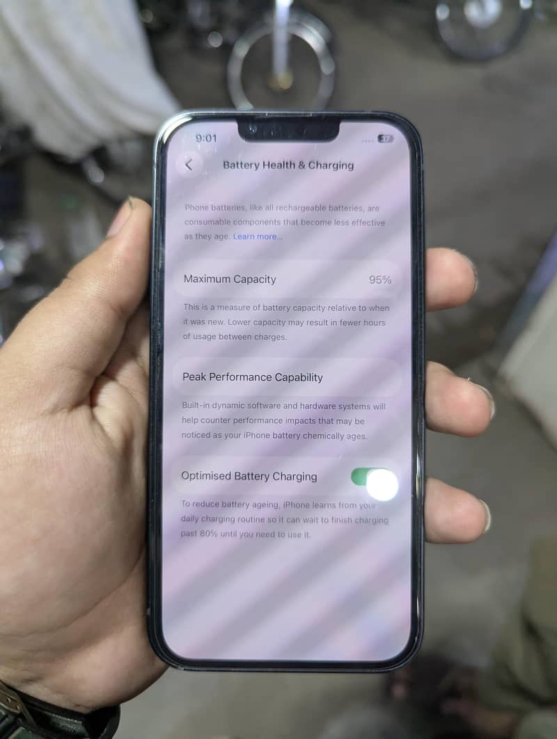 Apple iPhone 13 3