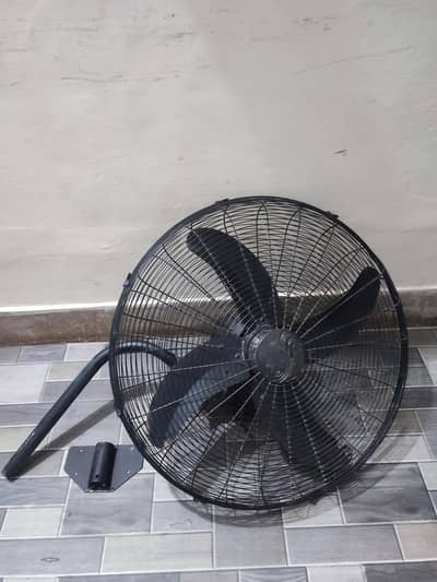 Only 2 months used Bracket fan for sale