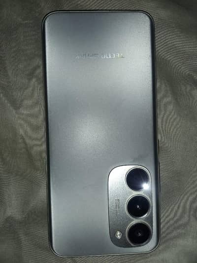 Tecno spark 40 pro plus