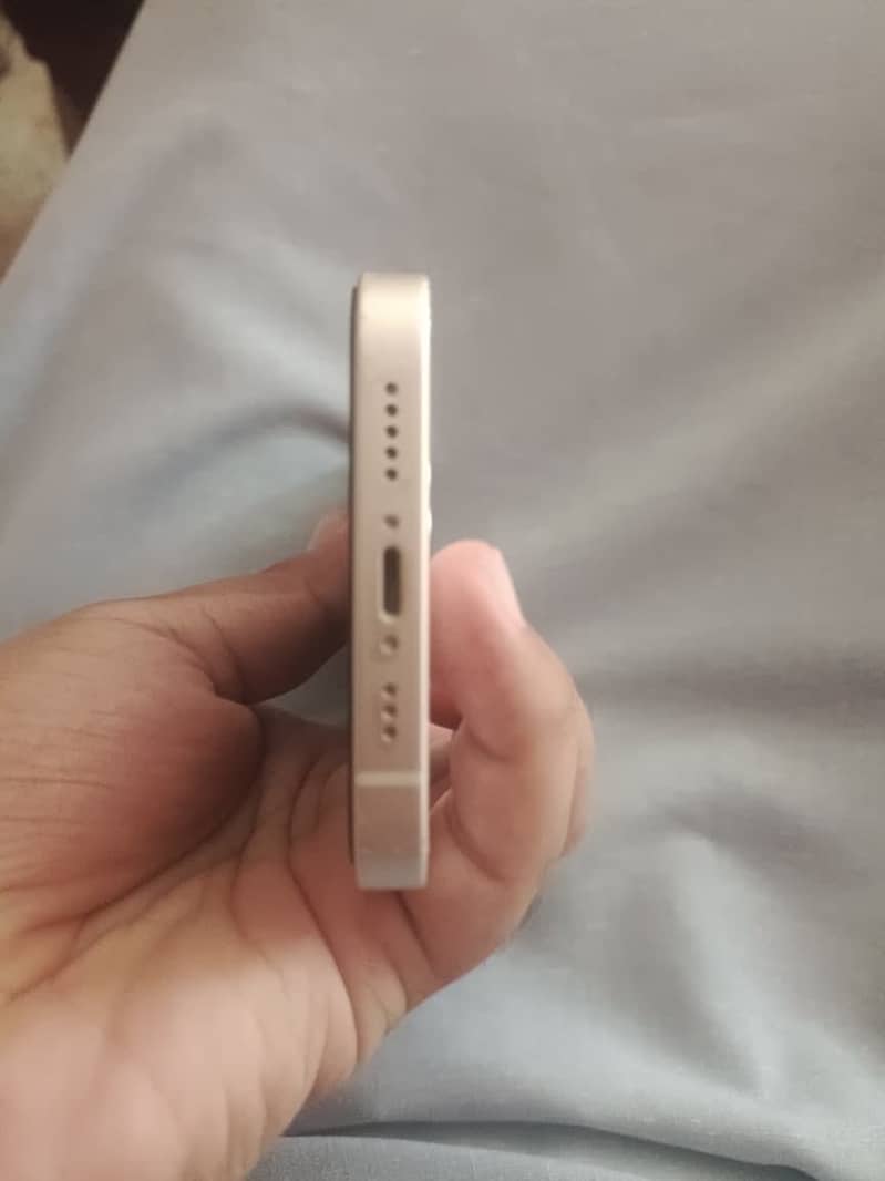 Apple iPhone 14 2