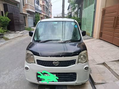 Nissan Moco 2013