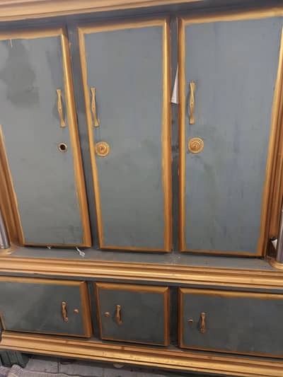 3 door safe Almirah