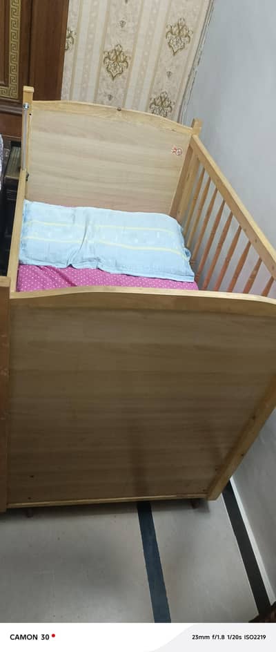 large baby cot