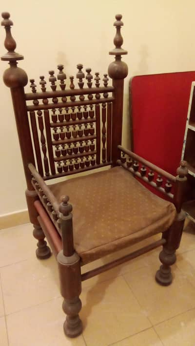 2 Sindhi sheesham chairs