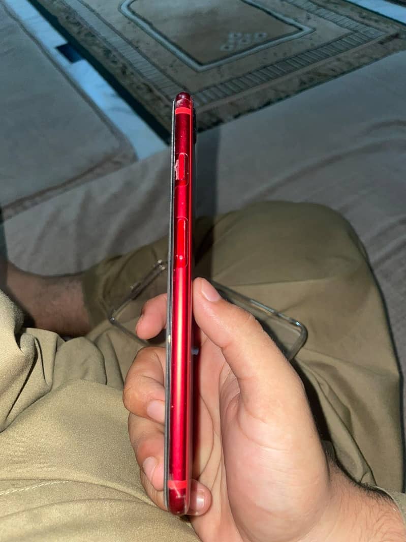 Apple iPhone 8 Plus 3