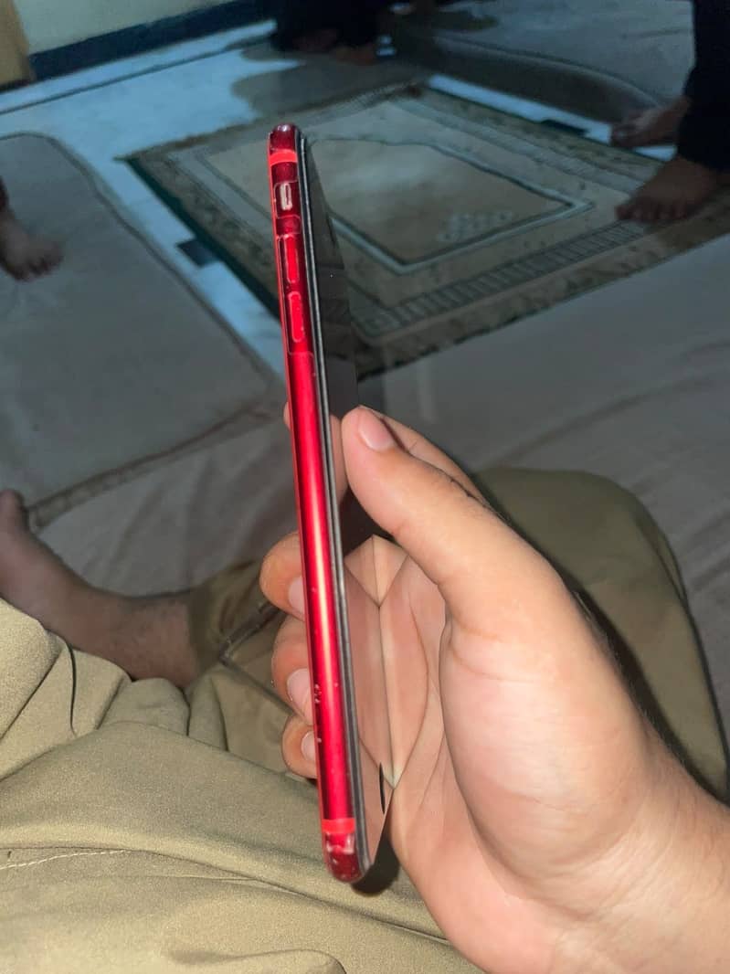 Apple iPhone 8 Plus 5