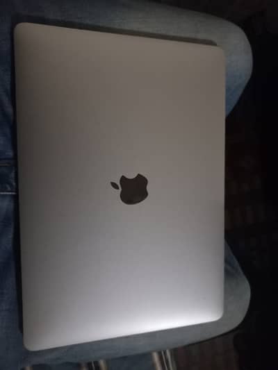 Macbook M1 Air New condition Urgent sell