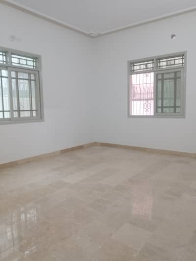 3 bed dd flat for rent