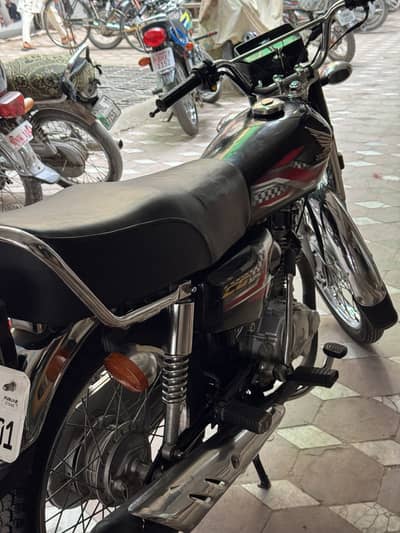 Honda 125 2024 Model Black Clr