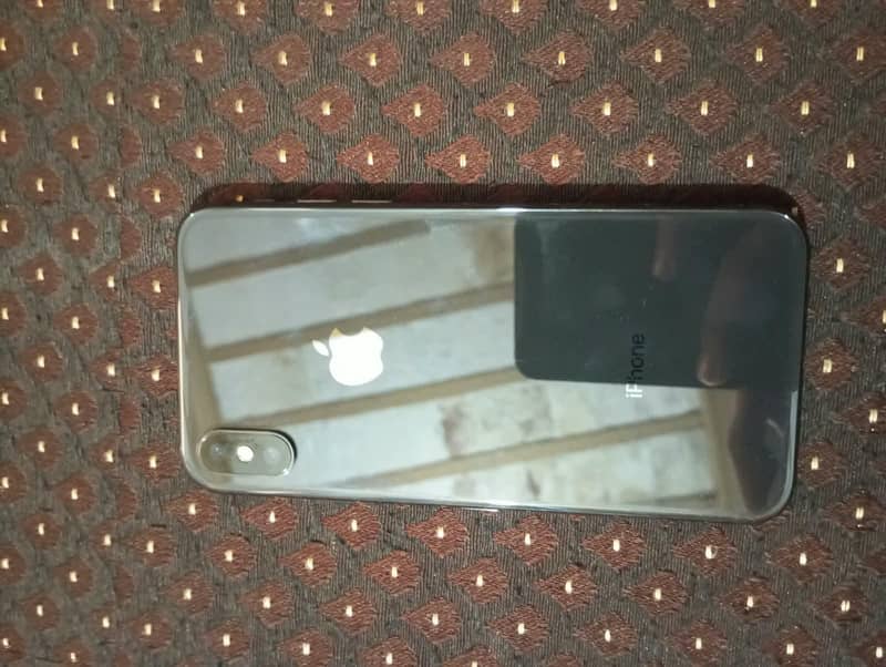 Apple iPhone X 3