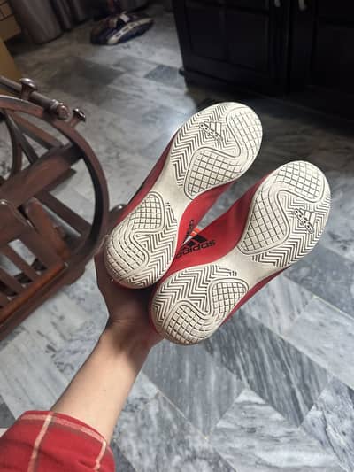 Adidas X Speedflow. 4 Indoor