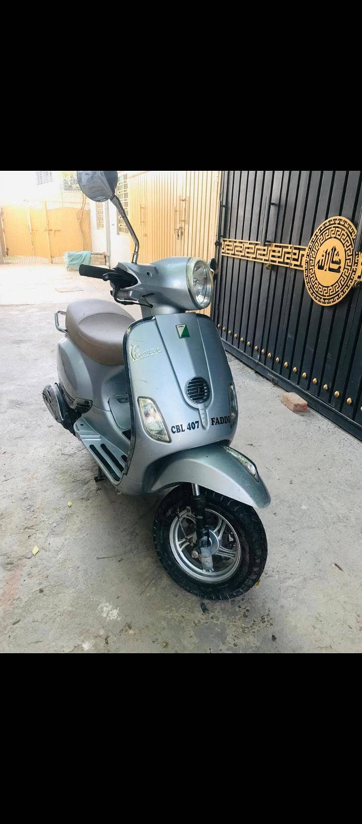 Scooty 0