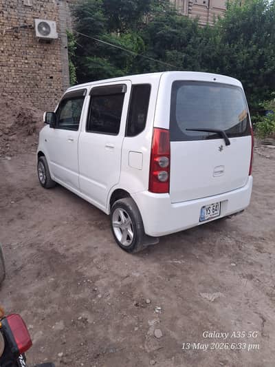 Suzuki Wagon R 2013