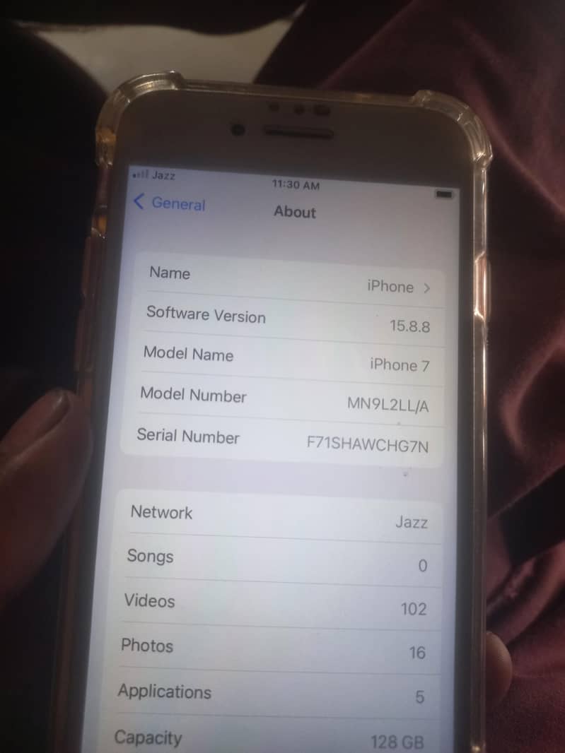 Apple iPhone 7 2