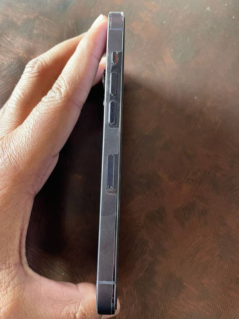 Apple iPhone 14 Pro 3