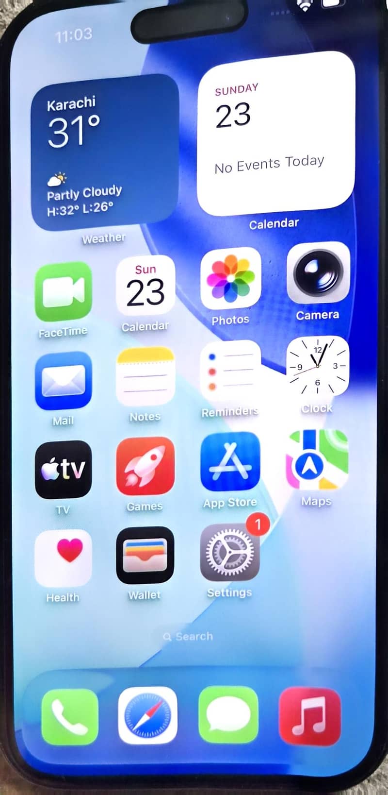Apple iPhone 15 4