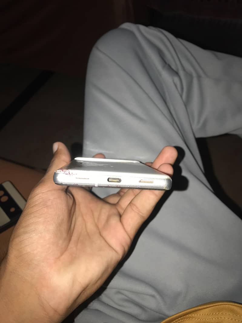 Google Pixel 7a 1