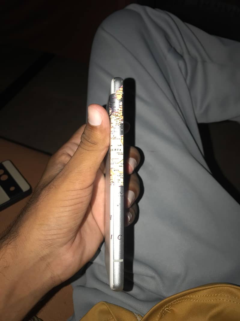 Google Pixel 7a 5
