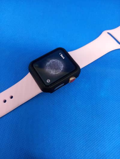 Apple watch series 3 Gold Aluminum Case 38 MM