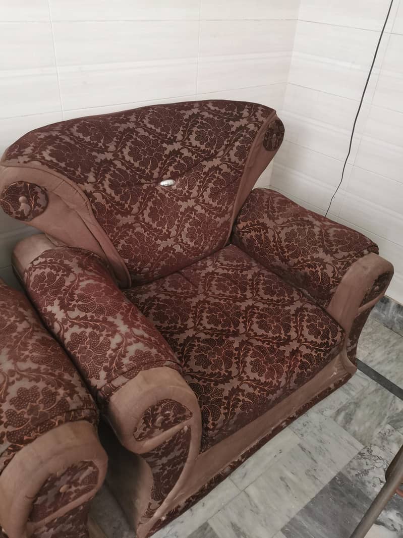 5 seater sofa 0