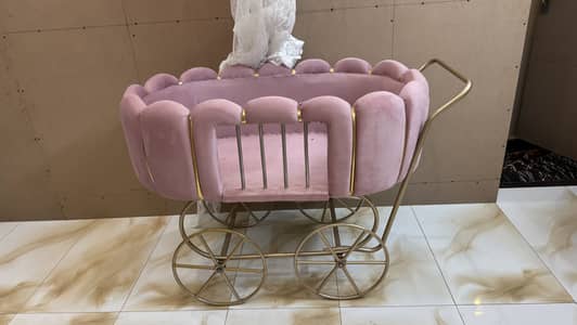 Baby cot.