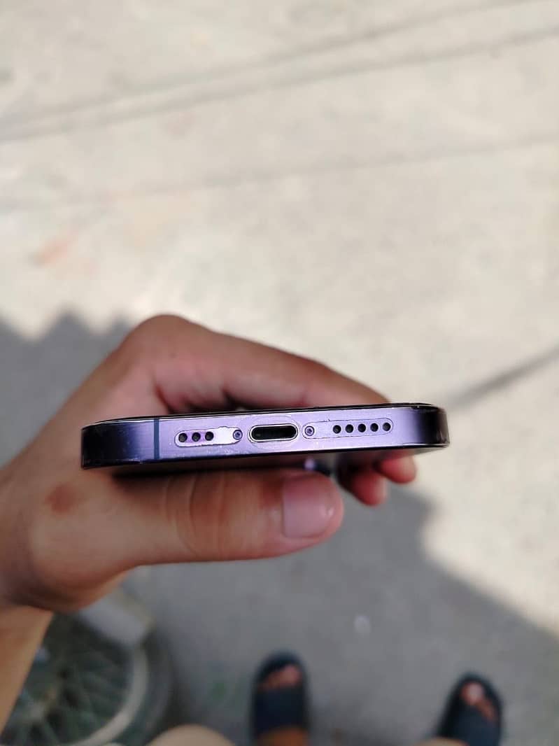 Apple iPhone 14 Pro 3
