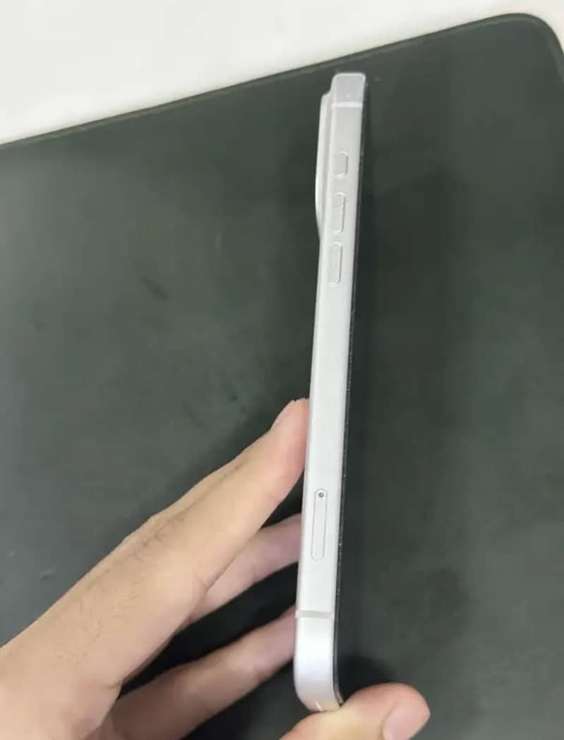 Apple iPhone 17 Pro 3