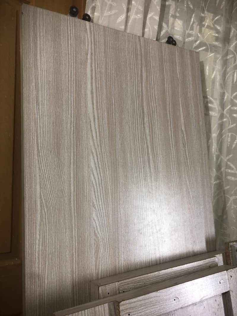 Floor Bed Quantity 2 1