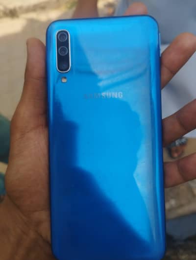 Samsung Mobile A50