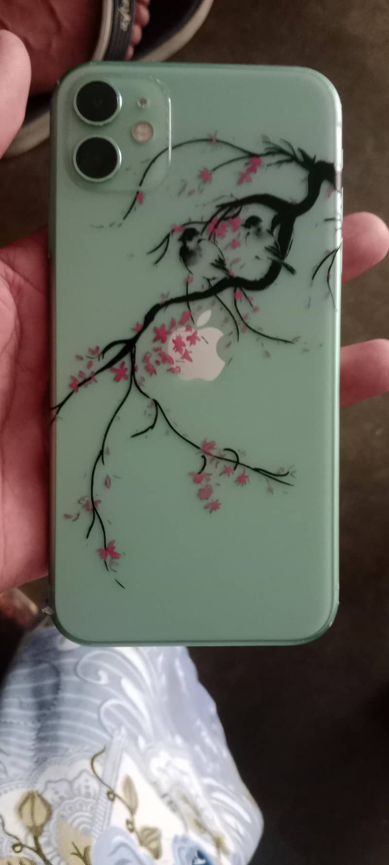 Apple iPhone 11 0