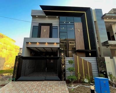 Your Dream Brand New 5 Marla House Is Available In Royal Orchard - Block G