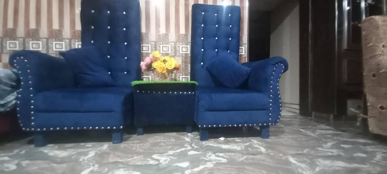 two seater and table 0