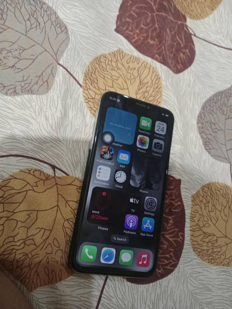 Apple iPhone X 0