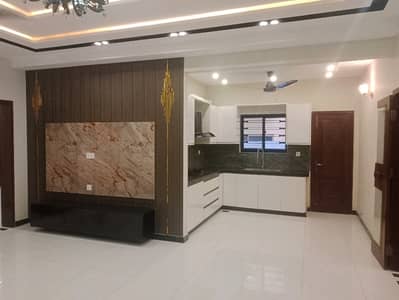Investors Should Sale This Lower Portion Located Ideally In Multan Road