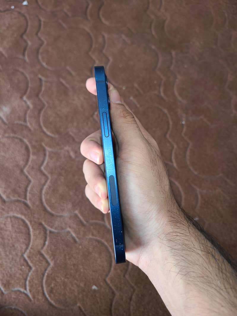 IPhone 12 JV 6