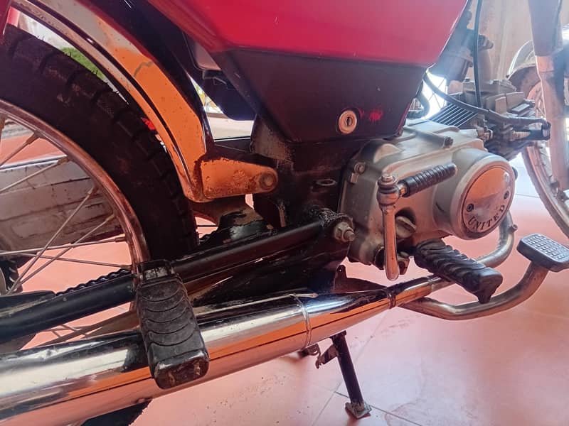 united 70cc 5